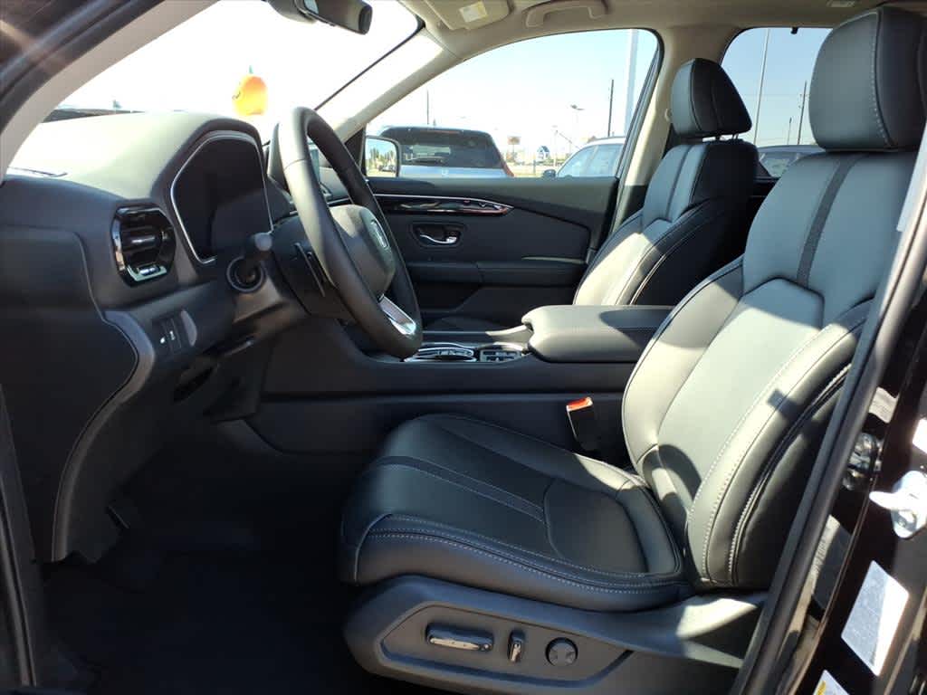 Thumbnail: 2025 Honda Pilot - 11