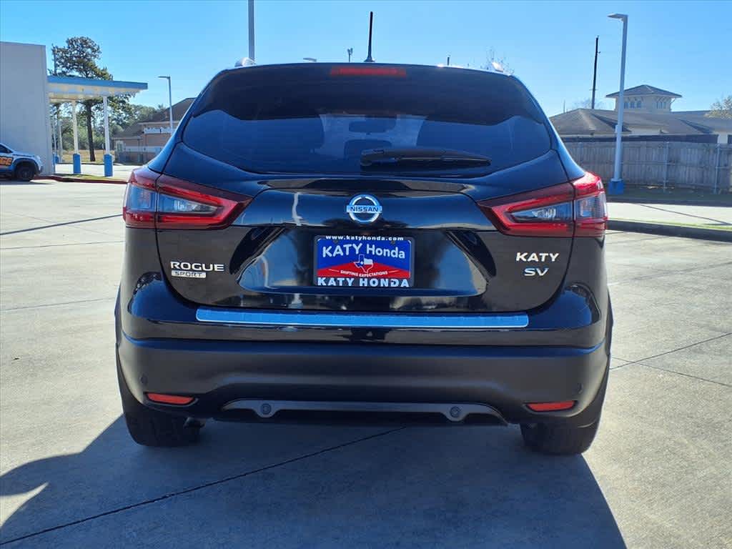 Thumbnail: 2021 Nissan Rogue Sport - 5