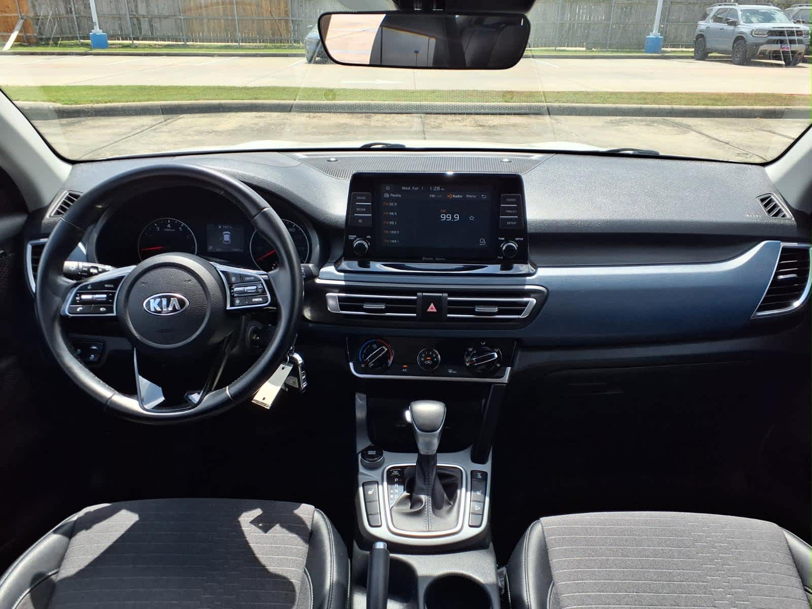 Thumbnail: 2021 Kia Seltos - 10