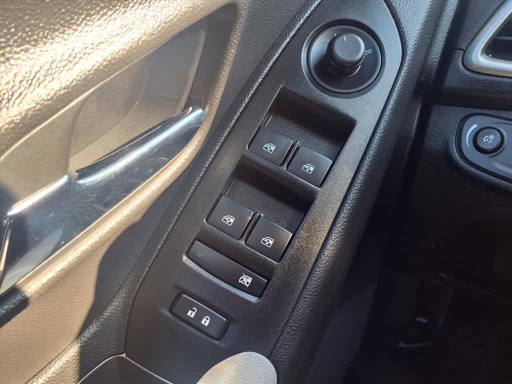 Thumbnail: 2020 Chevrolet Trax - 25