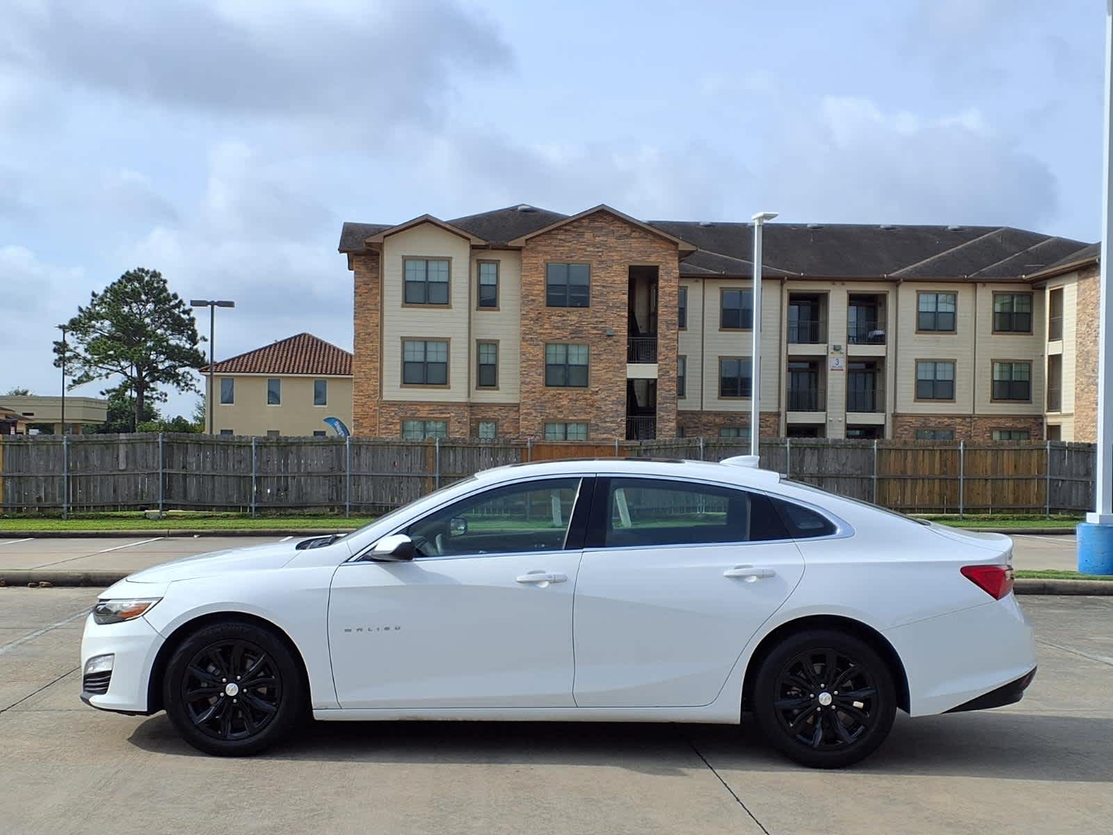 Thumbnail: 2024 Chevrolet Malibu - 4