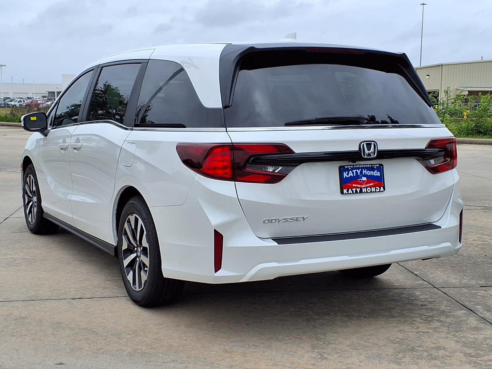 Thumbnail: 2026 Honda Odyssey - 4