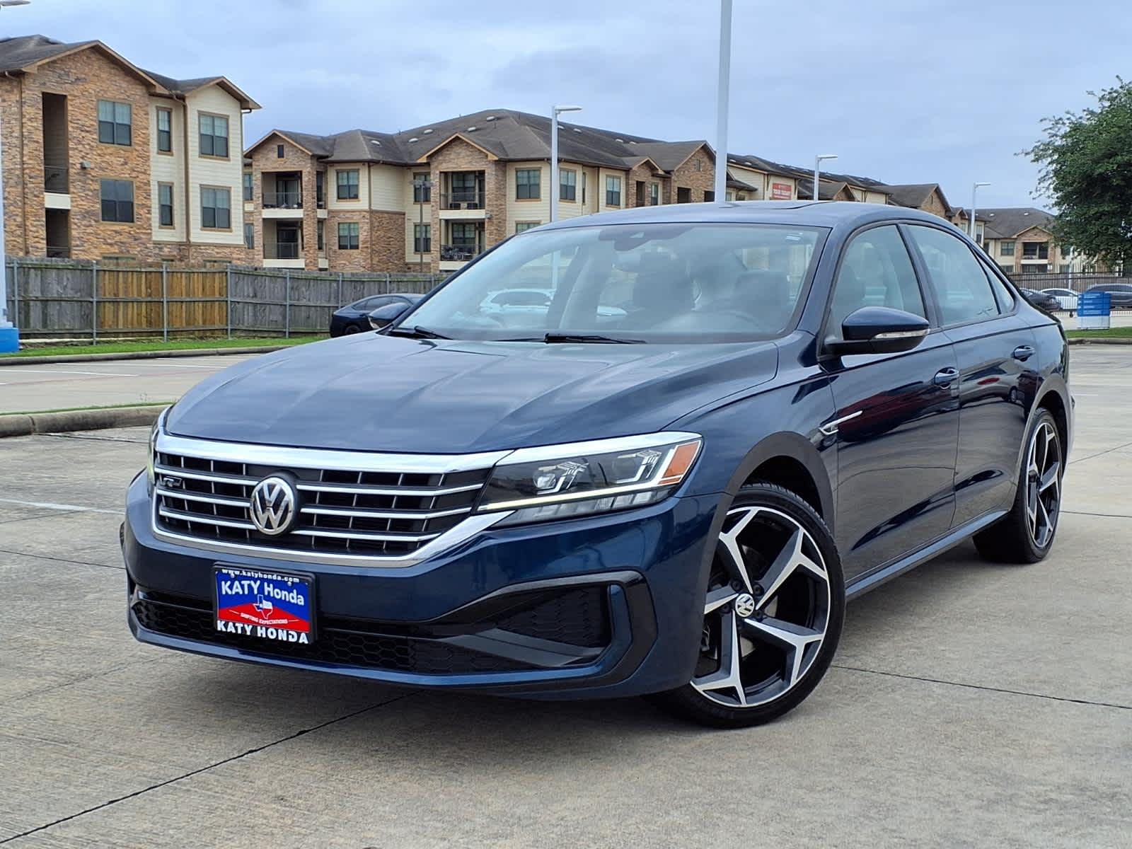 2020 Volkswagen Passat R-Line