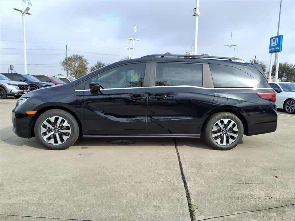 Thumbnail: 2026 Honda Odyssey - 3