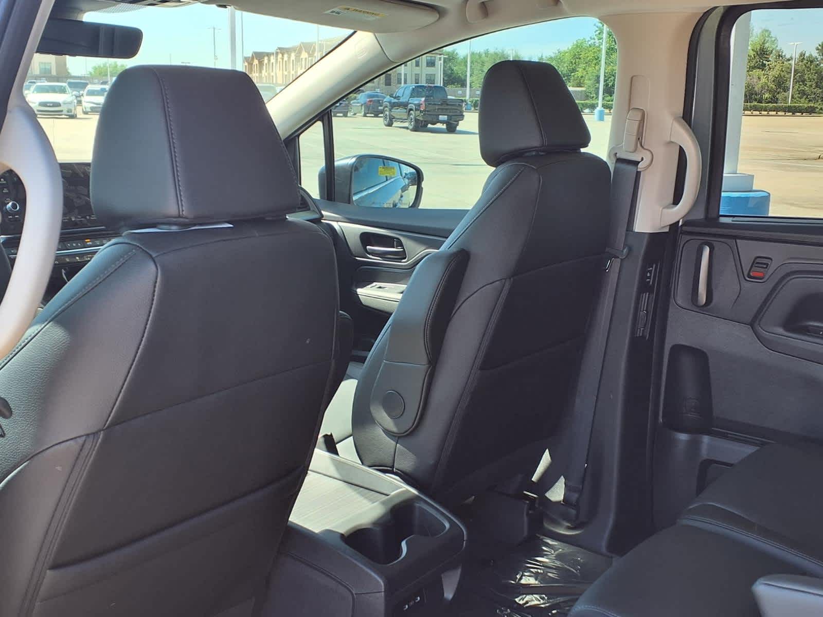 Thumbnail: 2026 Honda Odyssey - 11