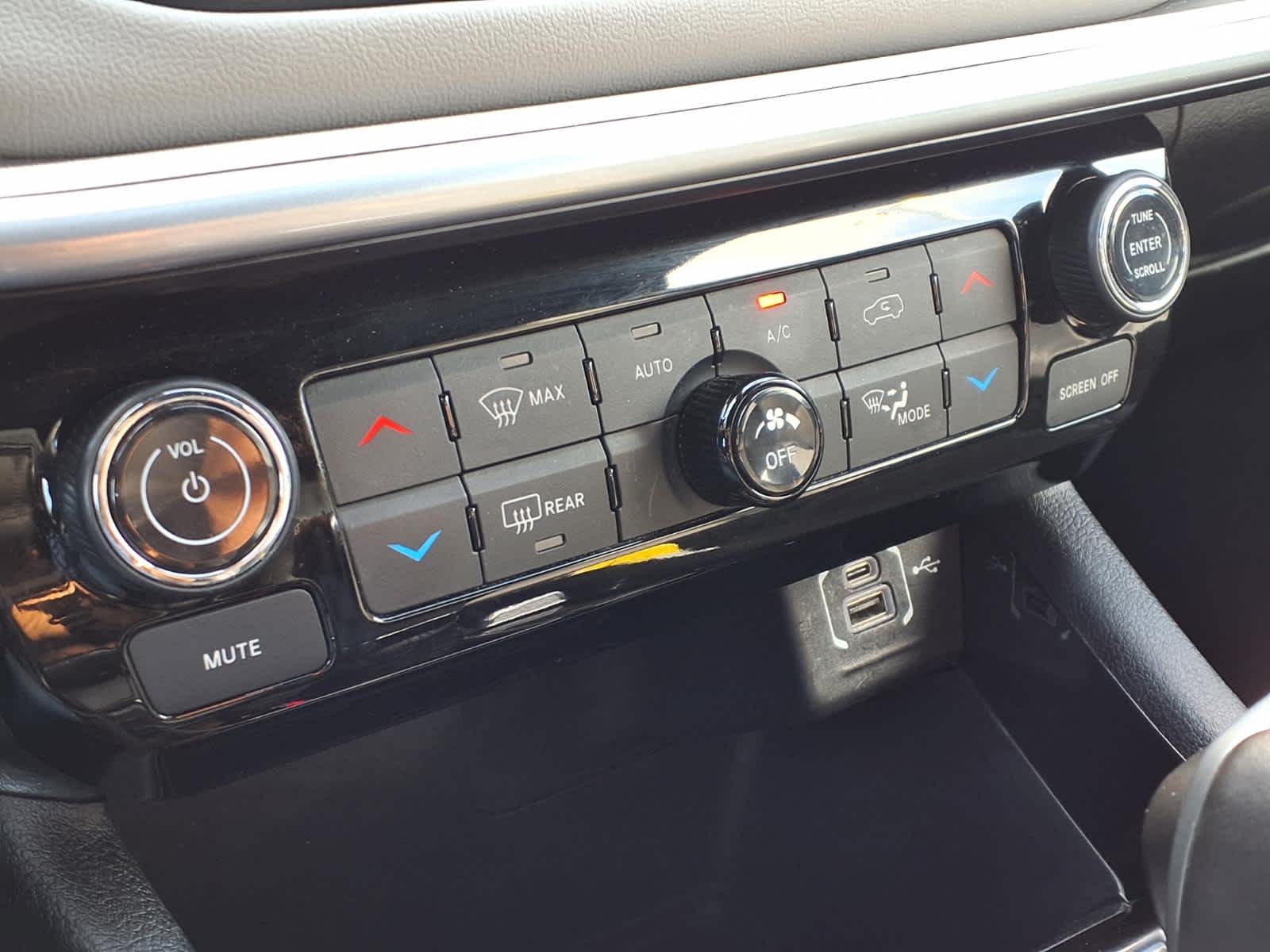 Thumbnail: 2025 Jeep Compass - 19