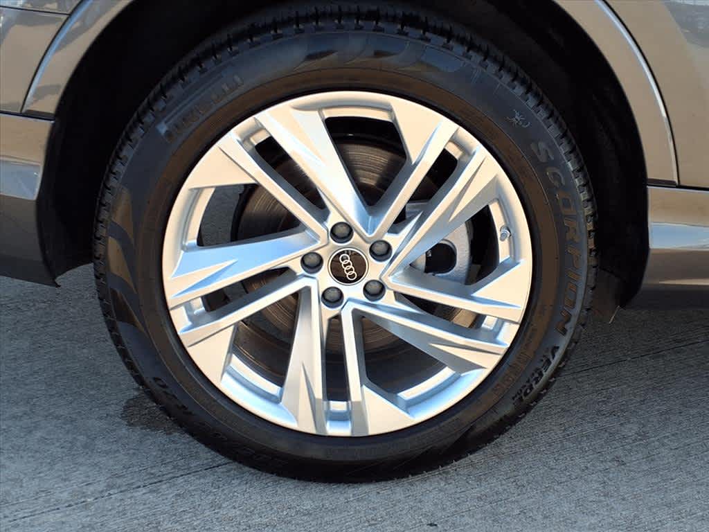 Thumbnail: 2024 Audi Q7 - 8