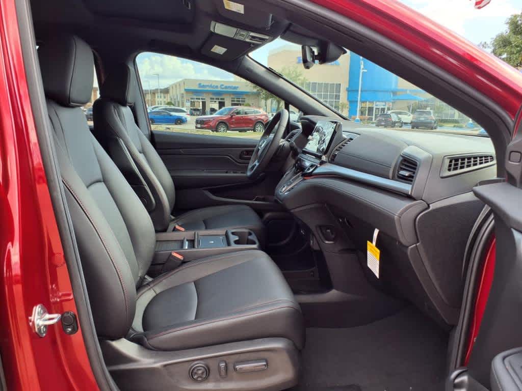 Thumbnail: 2025 Honda Odyssey - 14