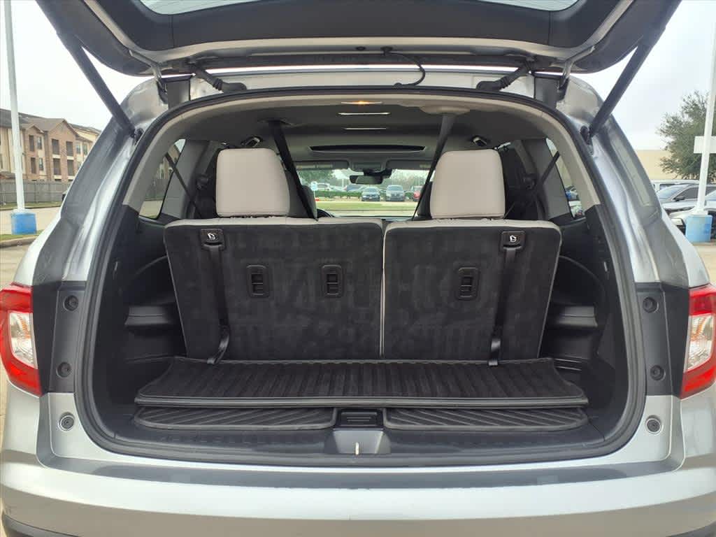 Thumbnail: 2019 Honda Pilot - 19