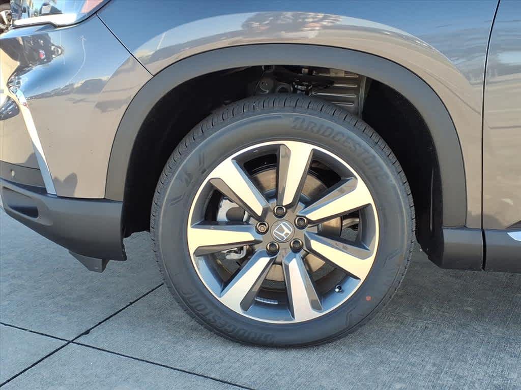 Thumbnail: 2025 Honda Pilot - 8