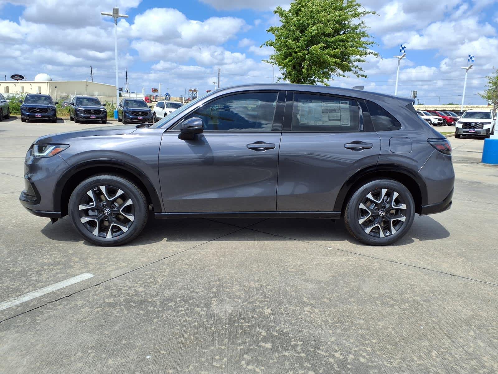 Thumbnail: 2026 Honda HR-V - 3