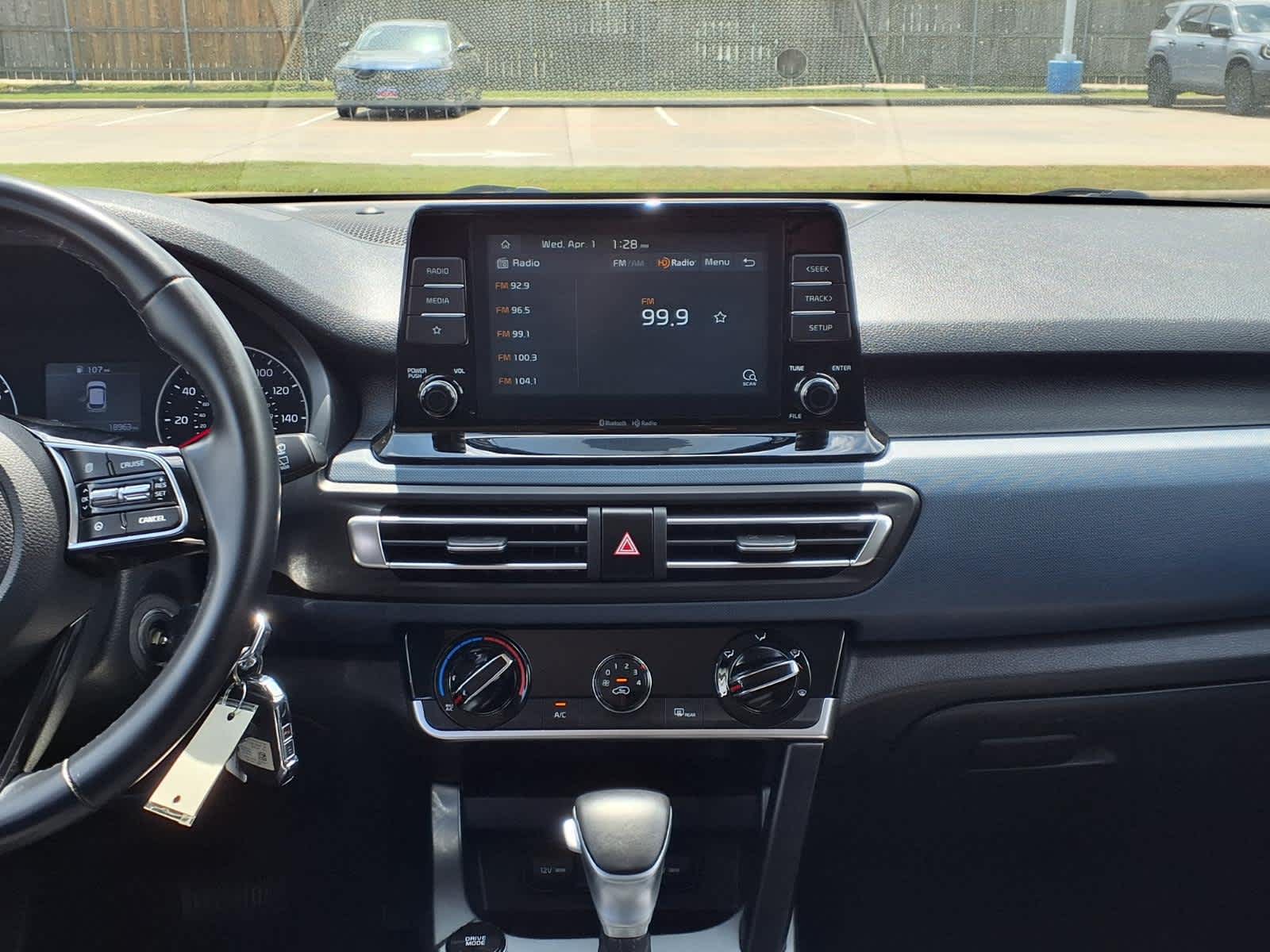 Thumbnail: 2021 Kia Seltos - 16