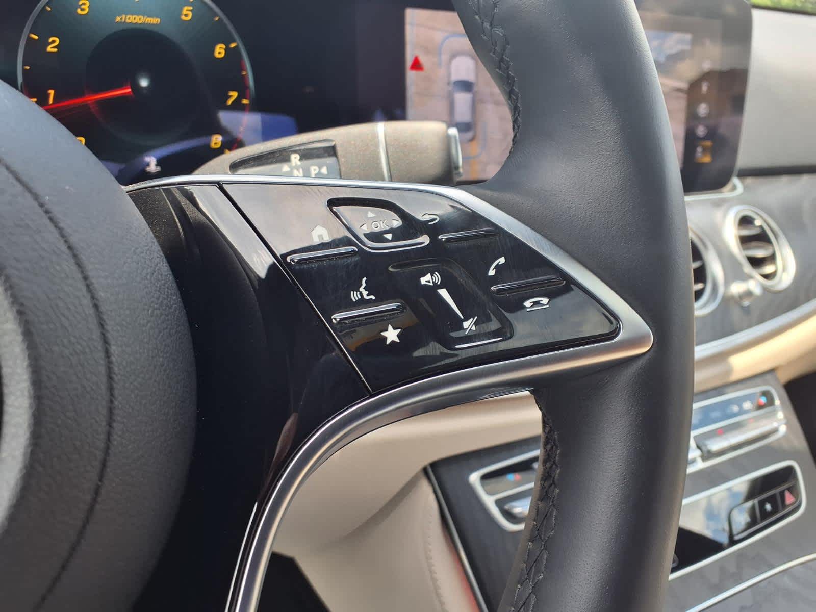 Thumbnail: 2022 Mercedes-Benz E-Class - 22