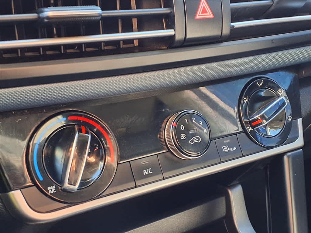 Thumbnail: 2021 Kia Seltos - 21