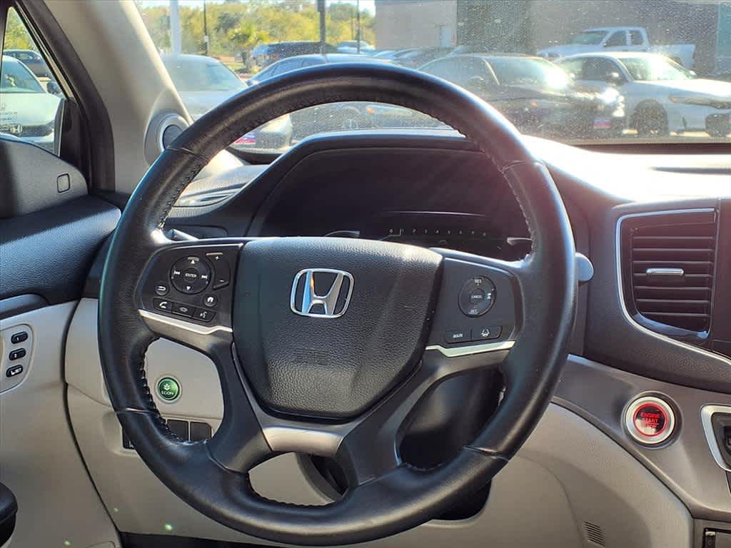 Thumbnail: 2020 Honda Pilot - 17