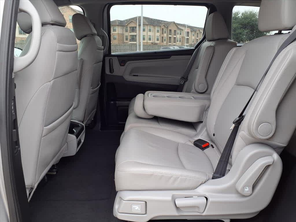 Thumbnail: 2018 Honda Odyssey - 13