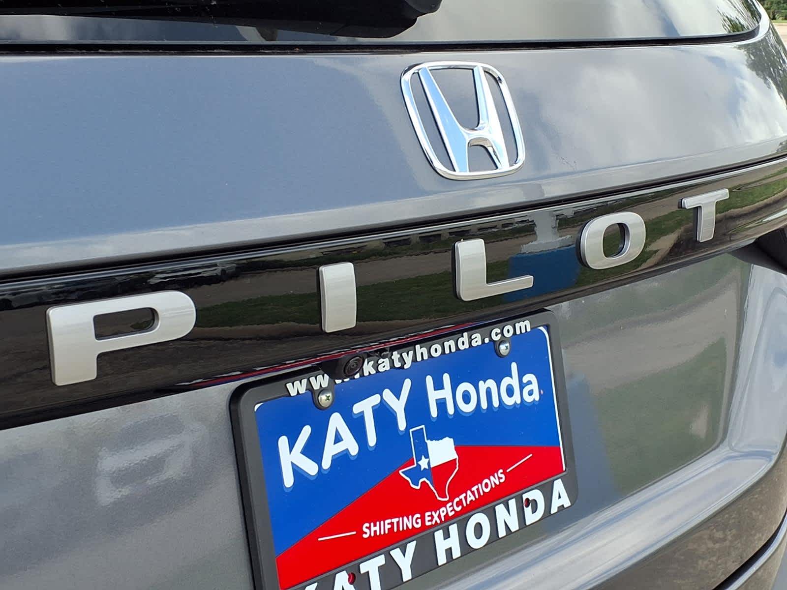 Thumbnail: 2026 Honda Pilot - 7