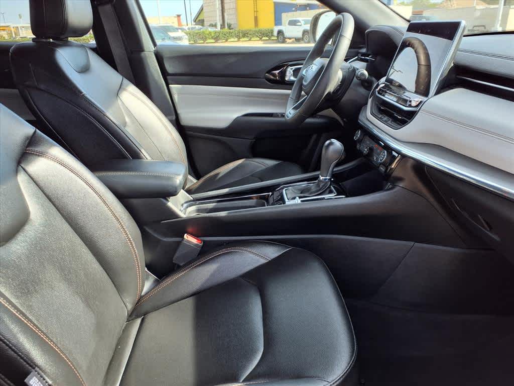 Thumbnail: 2024 Jeep Compass - 14