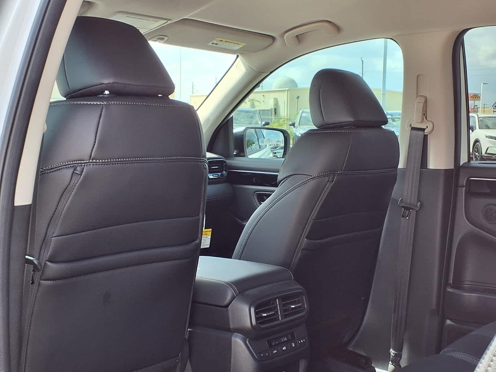 Thumbnail: 2026 Honda Pilot - 11