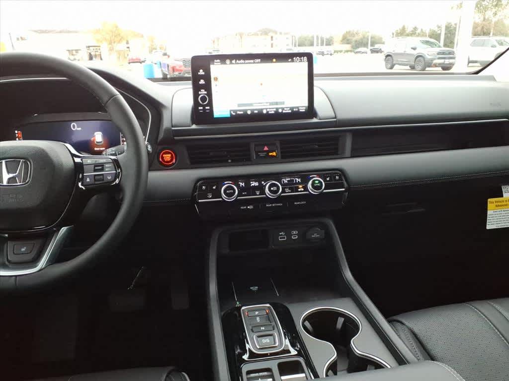 Thumbnail: 2025 Honda Pilot - 16