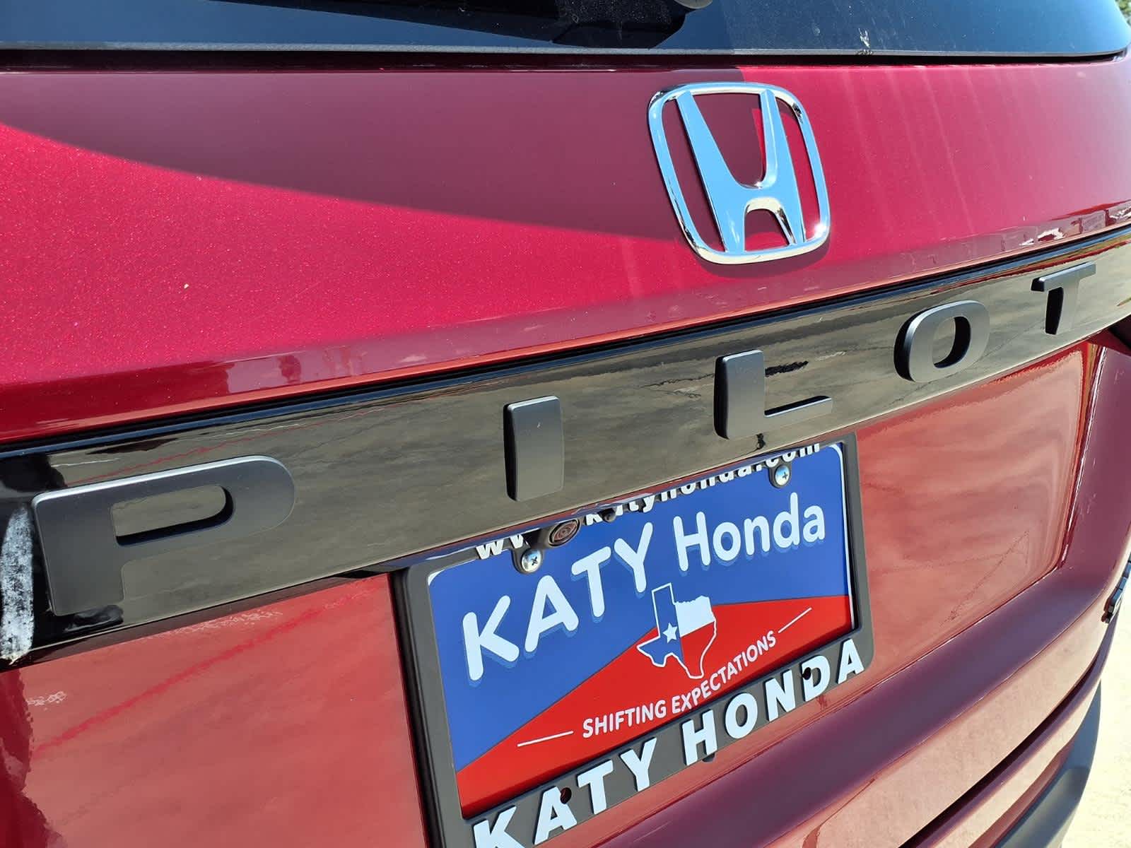 Thumbnail: 2026 Honda Pilot - 7