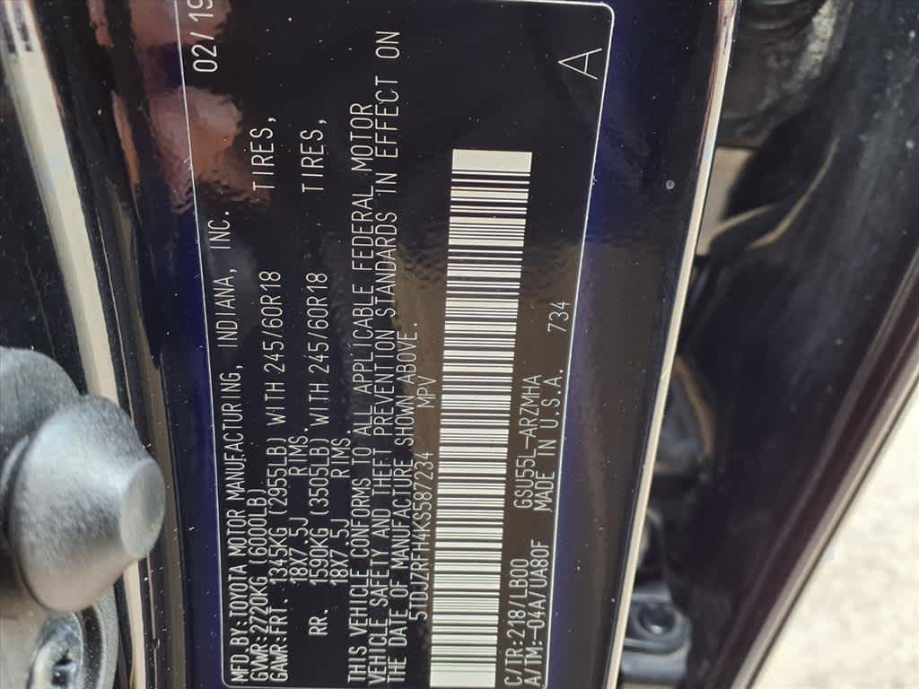 Thumbnail: 2019 Toyota Highlander - 25