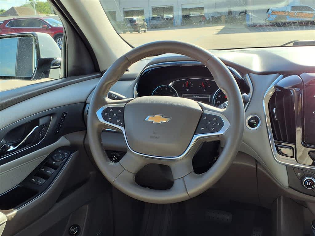 Thumbnail: 2018 Chevrolet Traverse - 14