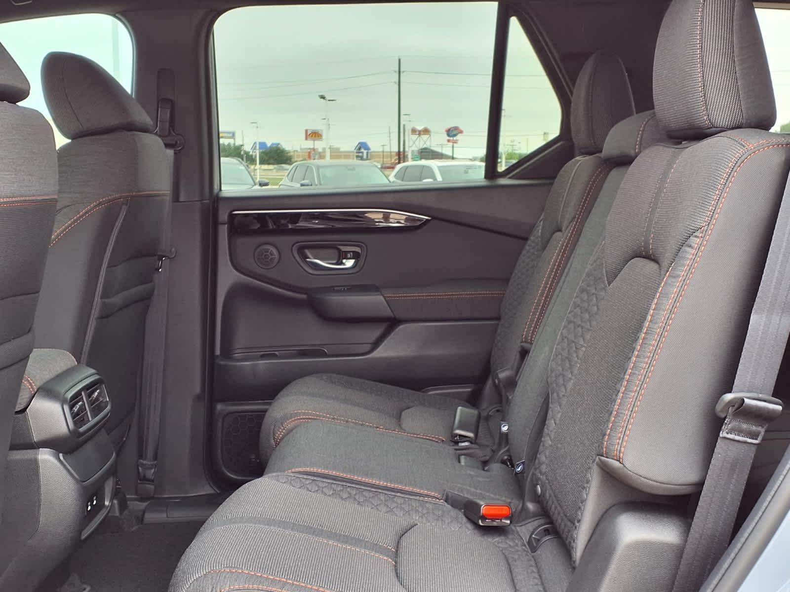 Thumbnail: 2026 Honda Pilot - 12