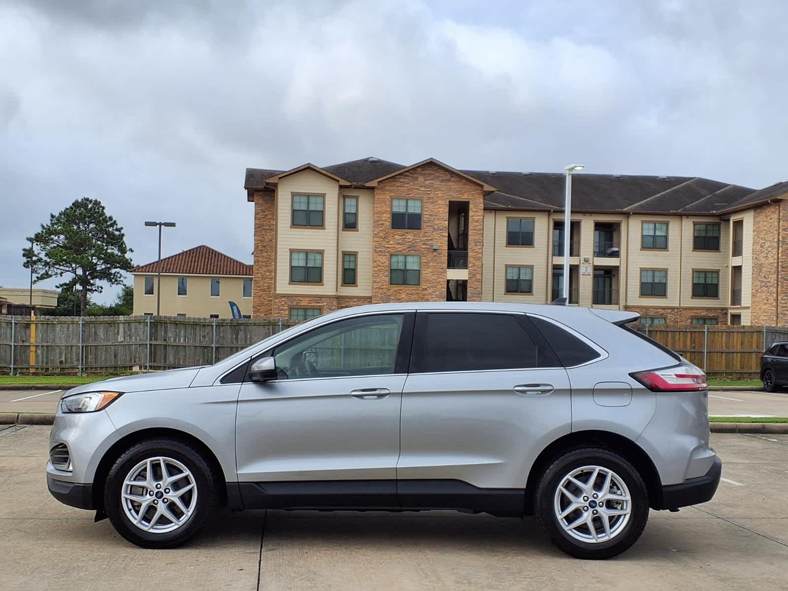 Thumbnail: 2022 Ford Edge - 3