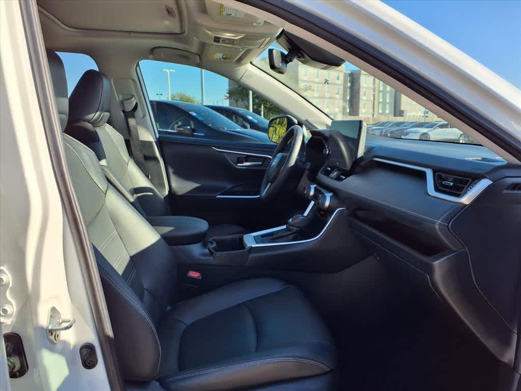 Thumbnail: 2024 Toyota RAV4 - 15