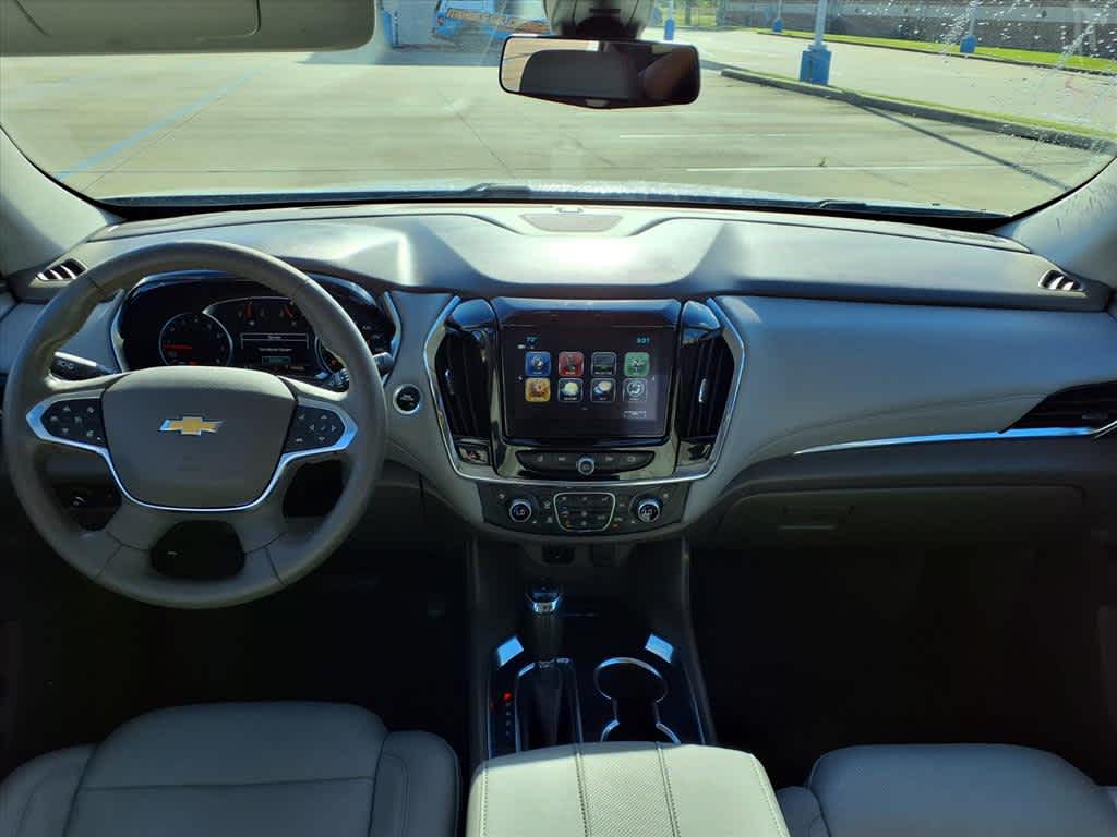 Thumbnail: 2018 Chevrolet Traverse - 9