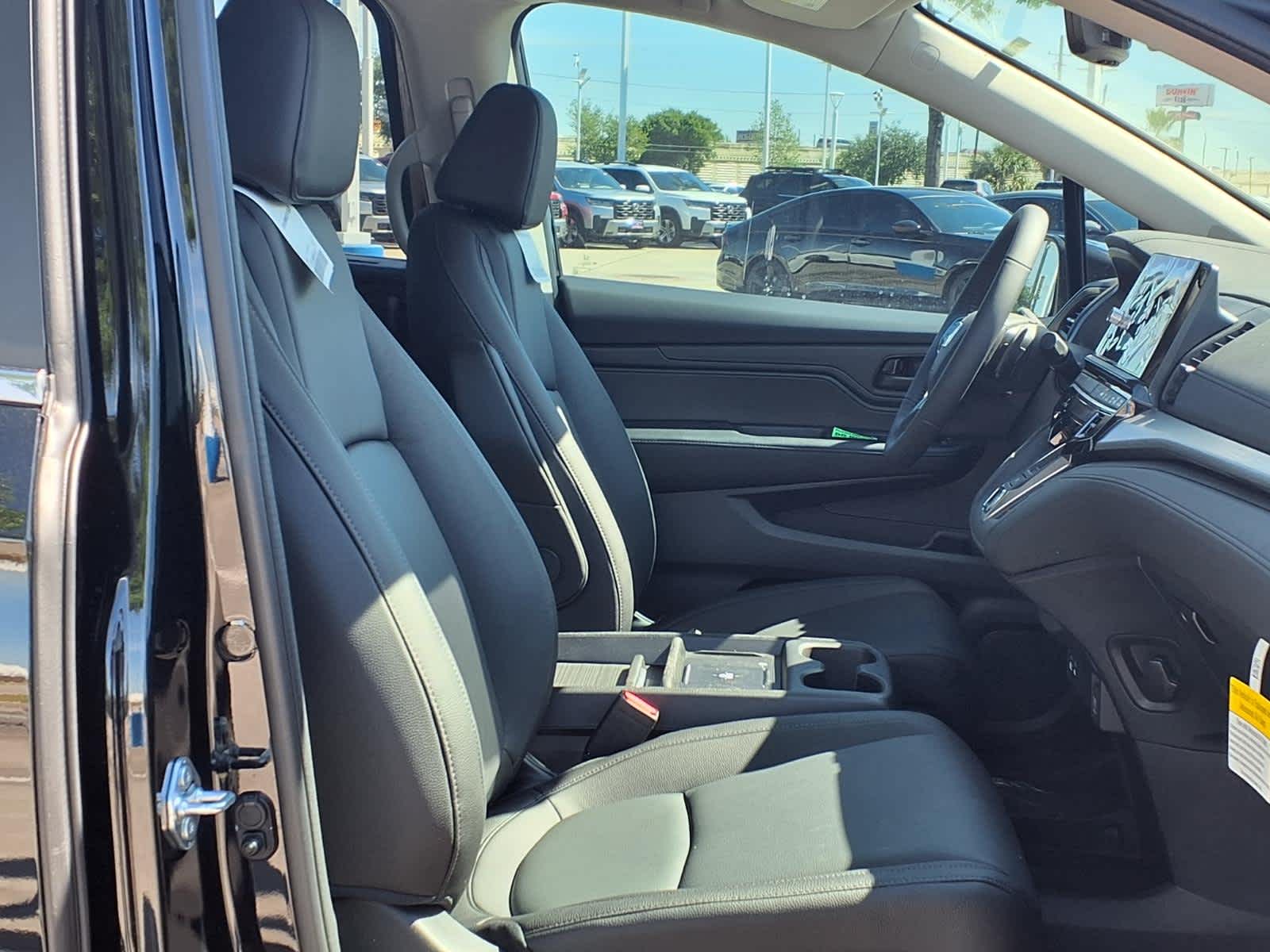 Thumbnail: 2026 Honda Odyssey - 13