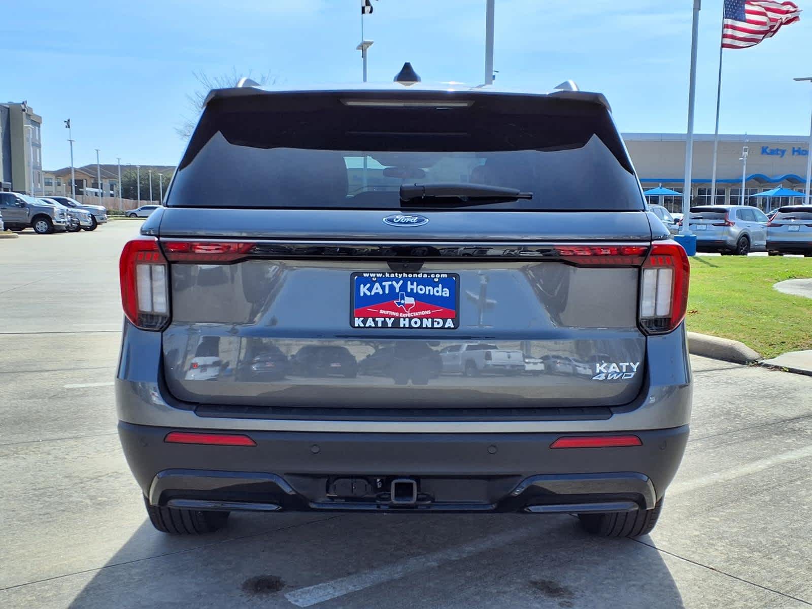 Thumbnail: 2025 Ford Explorer - 6