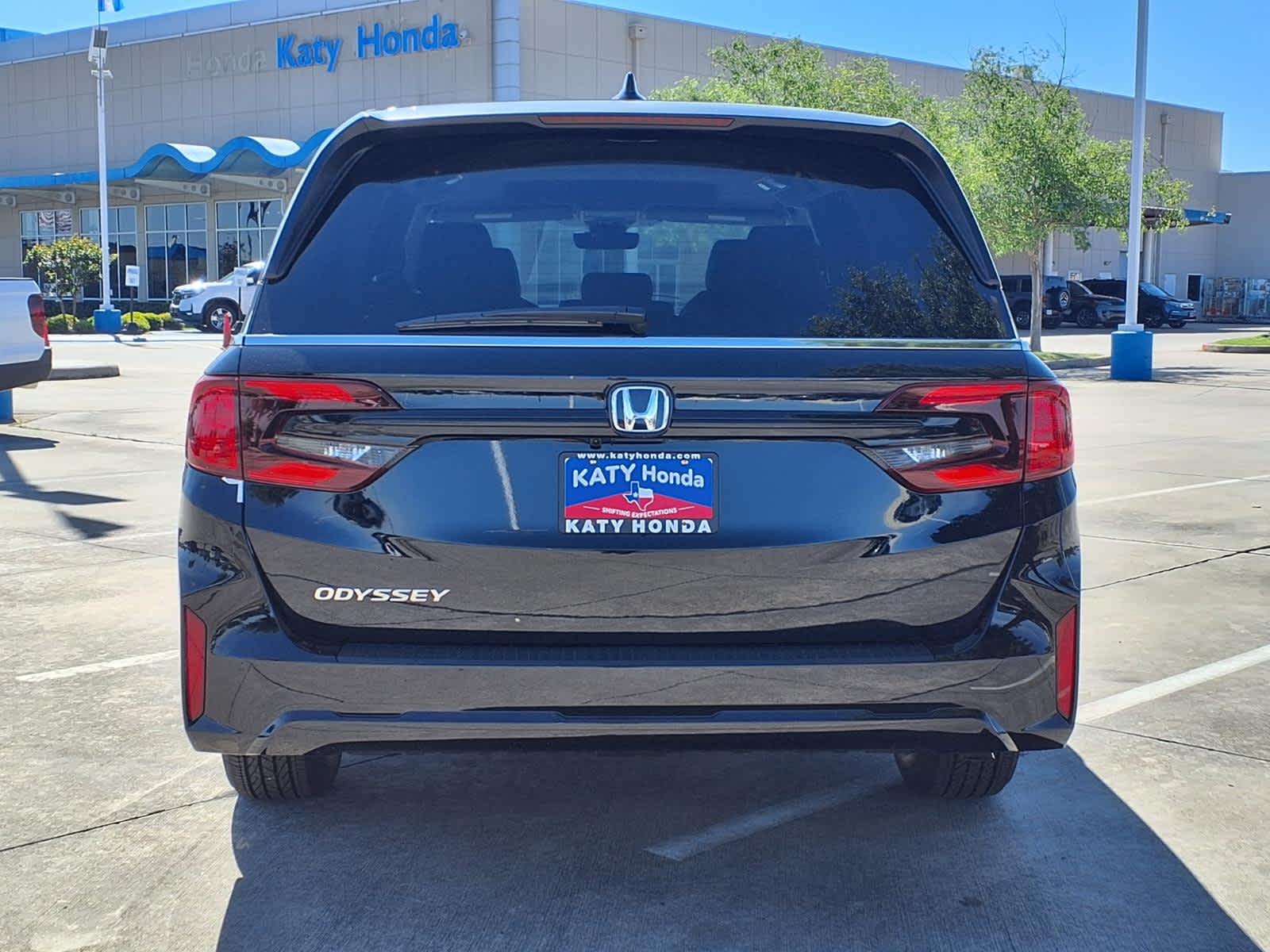 Thumbnail: 2026 Honda Odyssey - 5