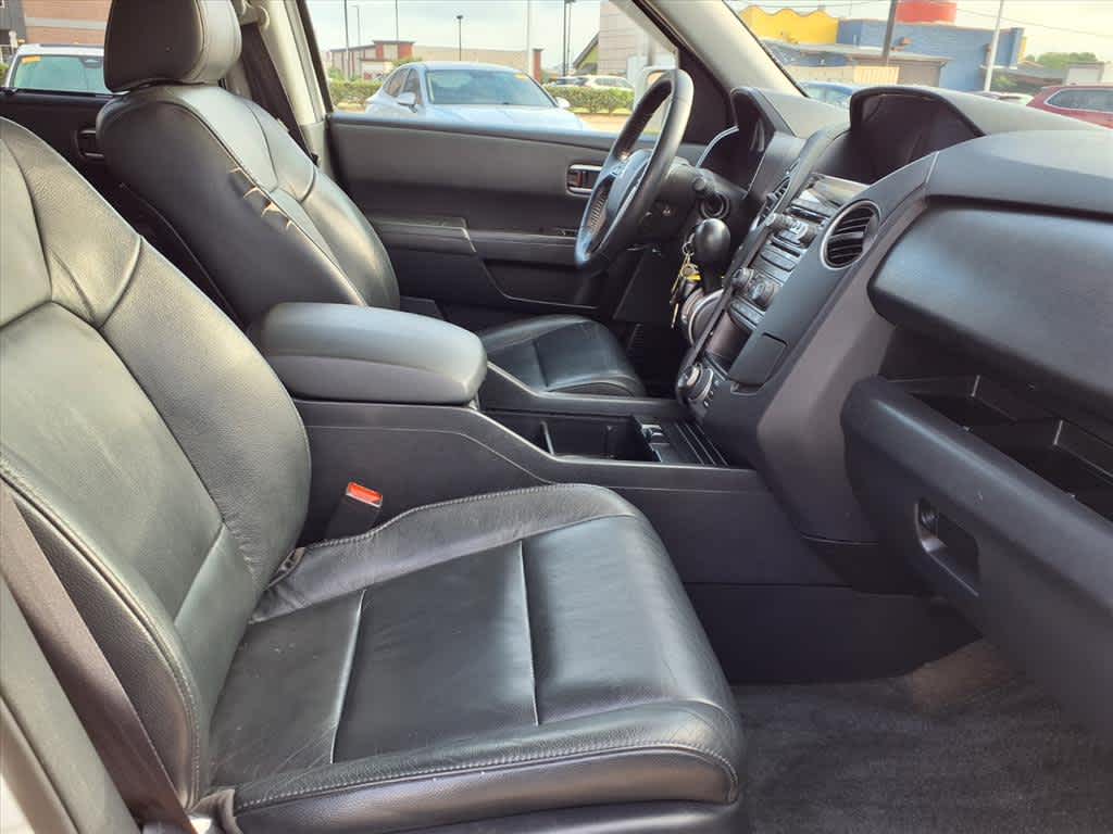 Thumbnail: 2015 Honda Pilot - 13