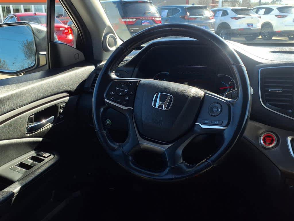 Thumbnail: 2019 Honda Pilot - 15