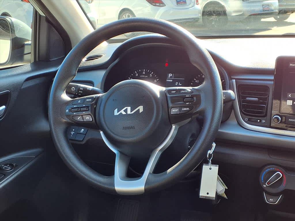 Thumbnail: 2023 Kia Rio - 17