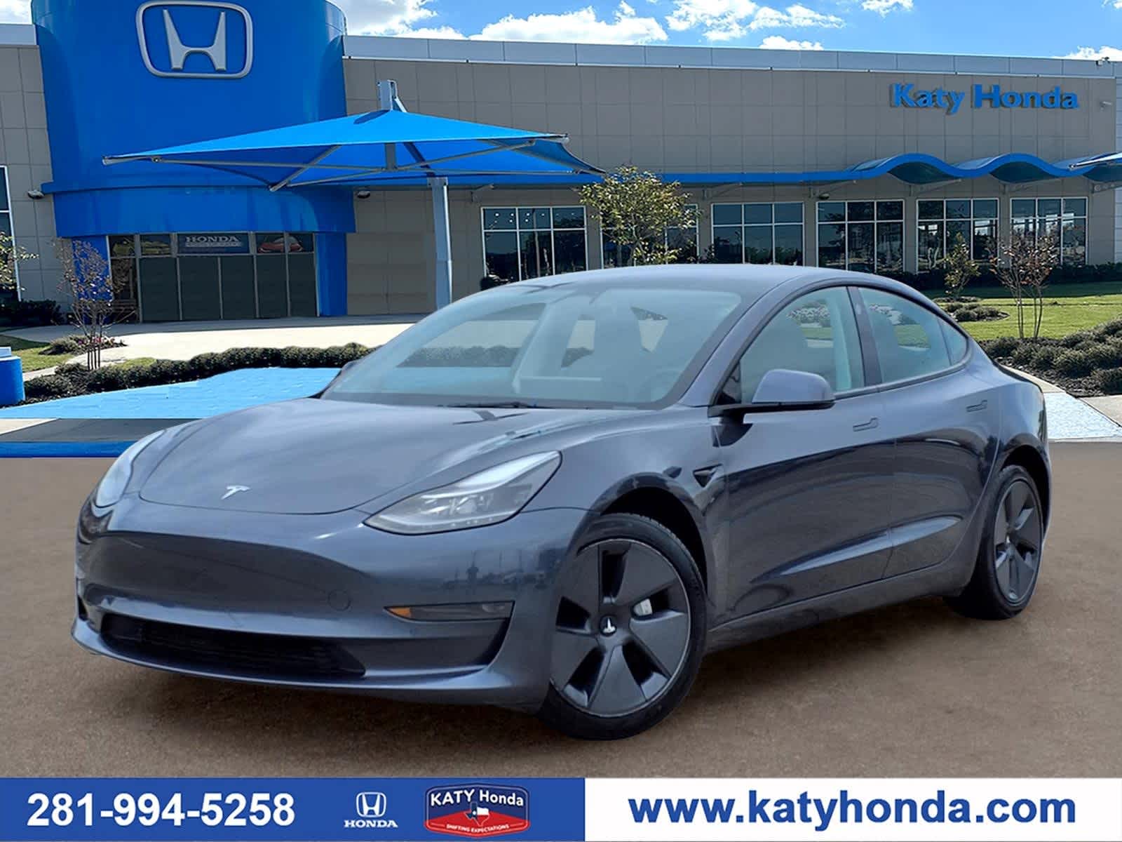 2023 Tesla Model 3 -'s photo