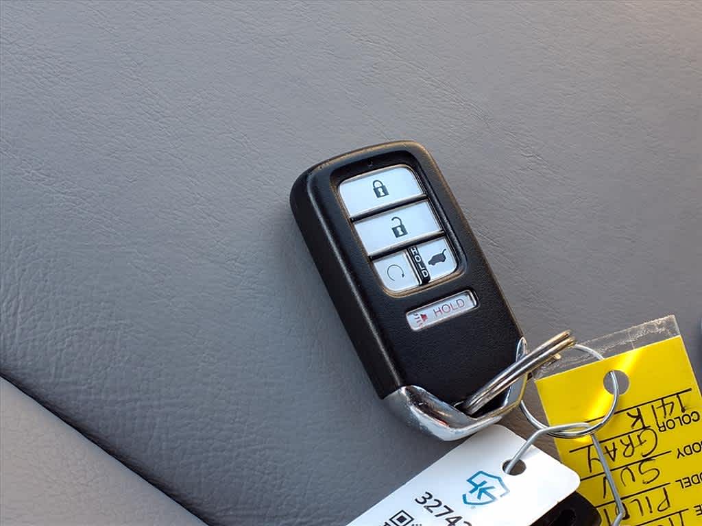 Thumbnail: 2016 Honda Pilot - 24