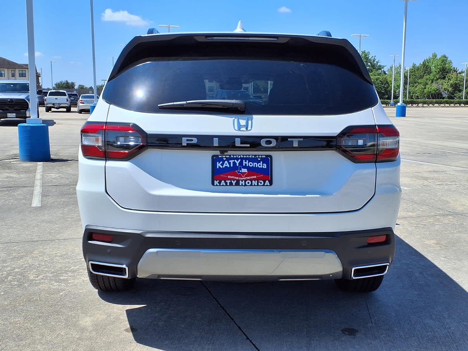 Thumbnail: 2026 Honda Pilot - 5