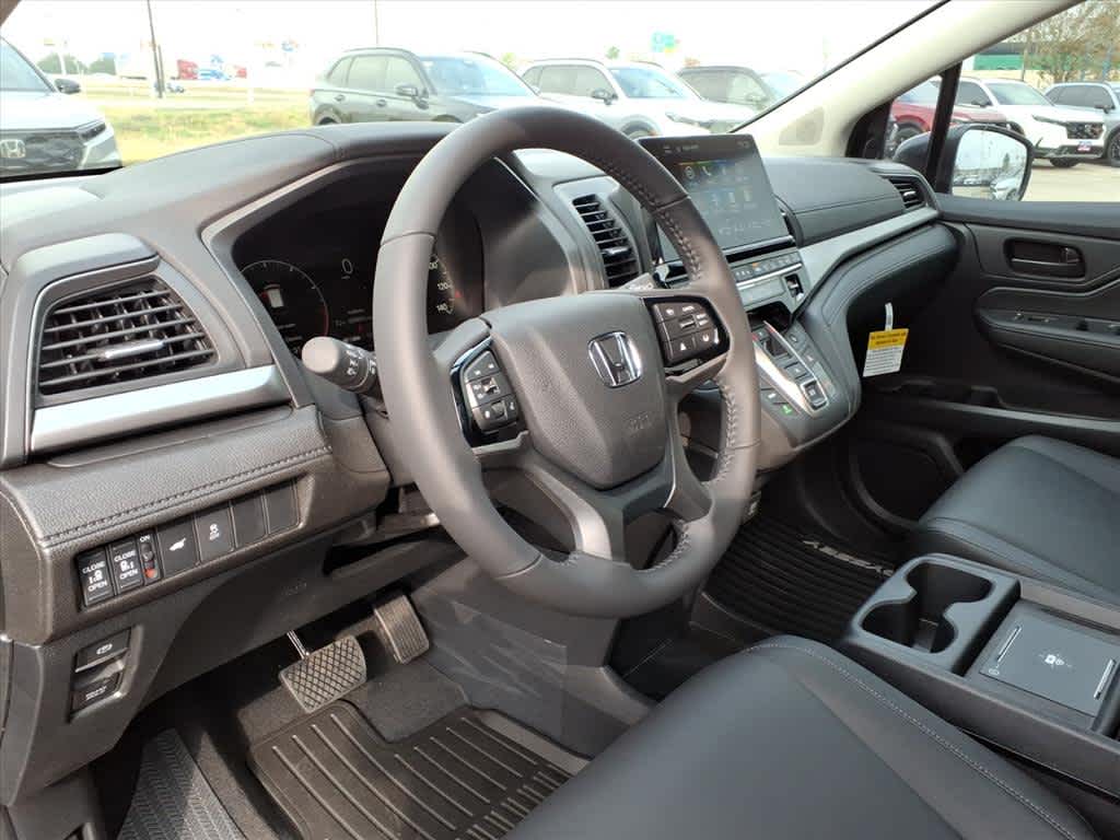 Thumbnail: 2026 Honda Odyssey - 2