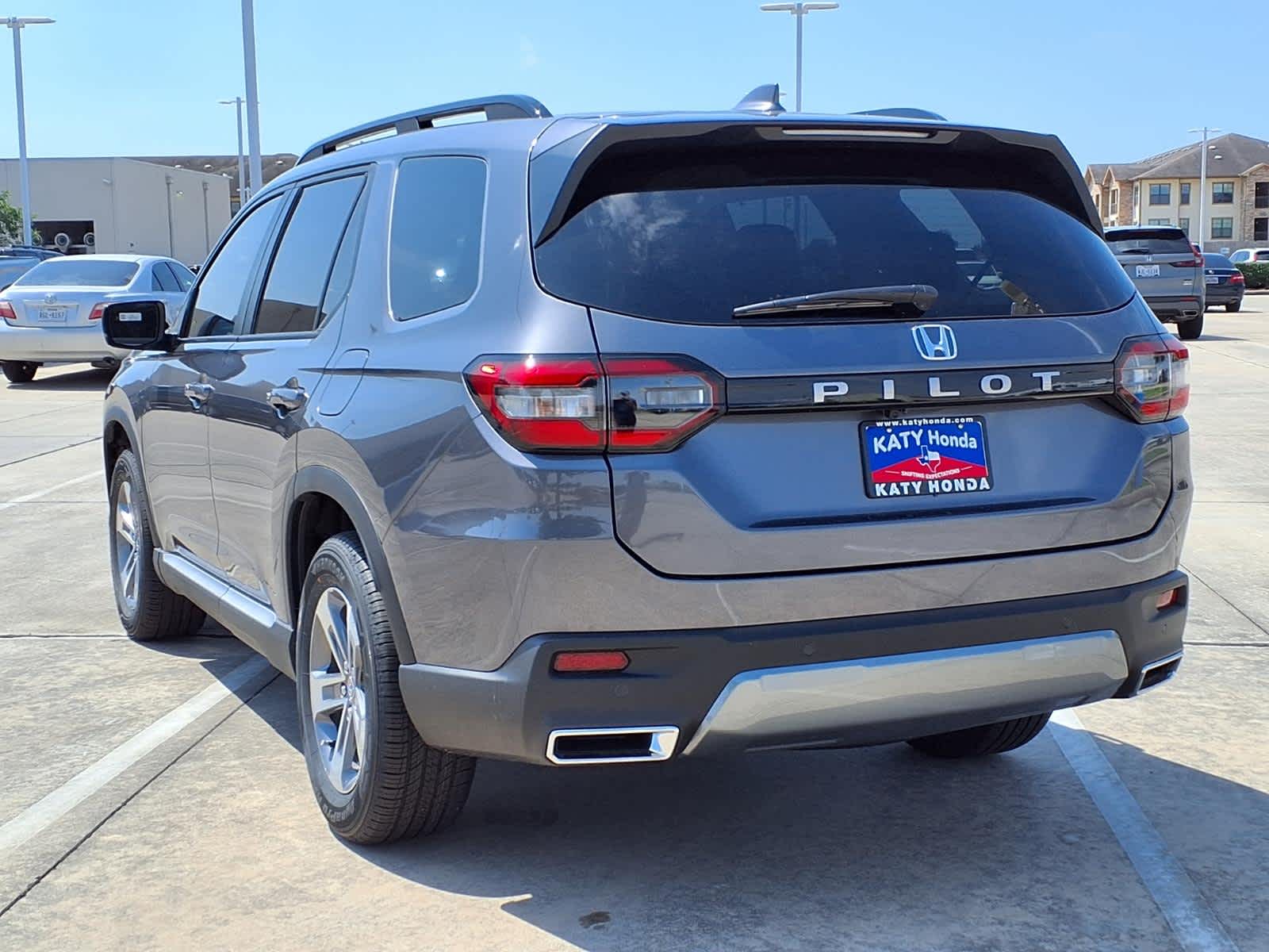 Thumbnail: 2026 Honda Pilot - 4