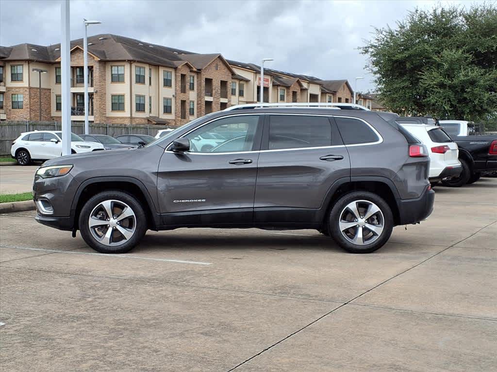 Thumbnail: 2020 Jeep Cherokee - 3