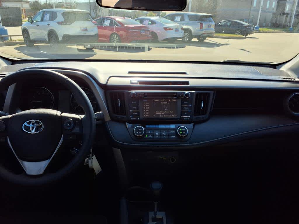 Thumbnail: 2017 Toyota RAV4 - 16