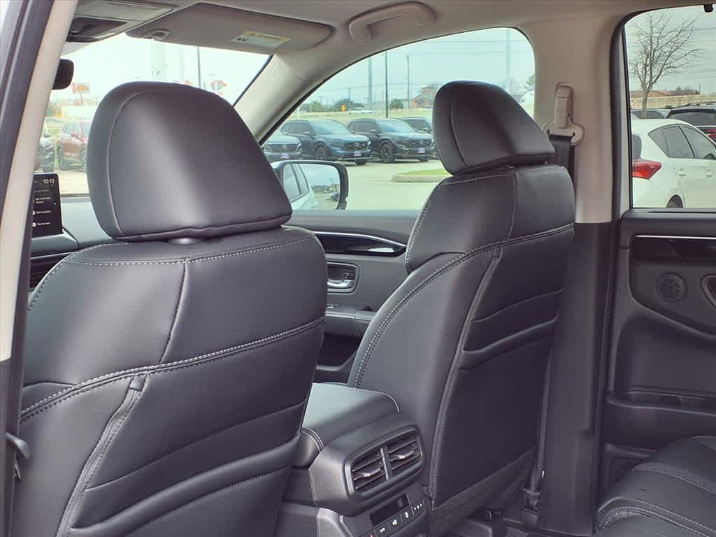 Thumbnail: 2026 Honda Pilot - 11