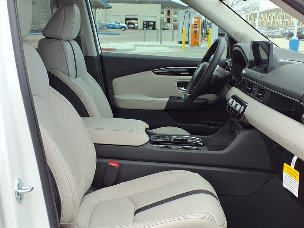 Thumbnail: 2026 Honda Pilot - 13