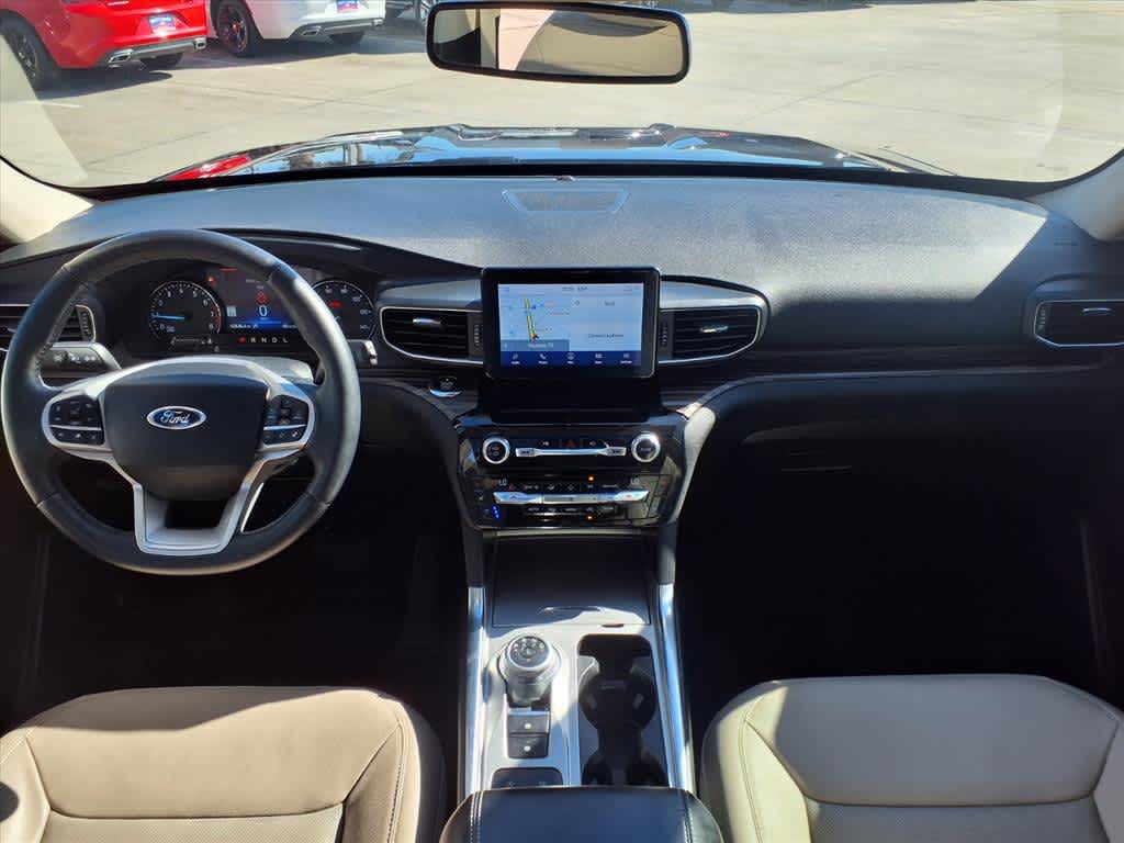 Thumbnail: 2021 Ford Explorer - 10