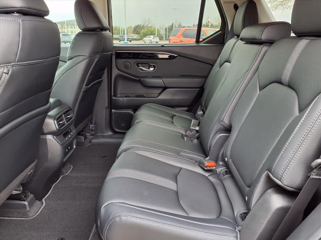 Thumbnail: 2026 Honda Pilot - 13