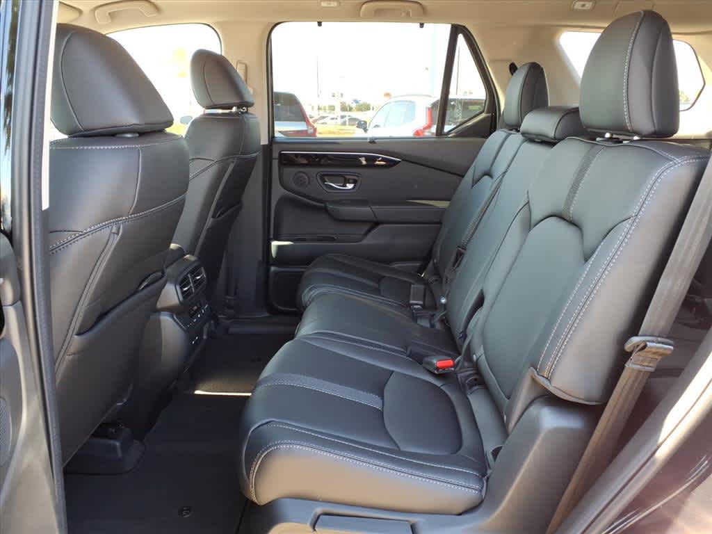 Thumbnail: 2025 Honda Pilot - 13