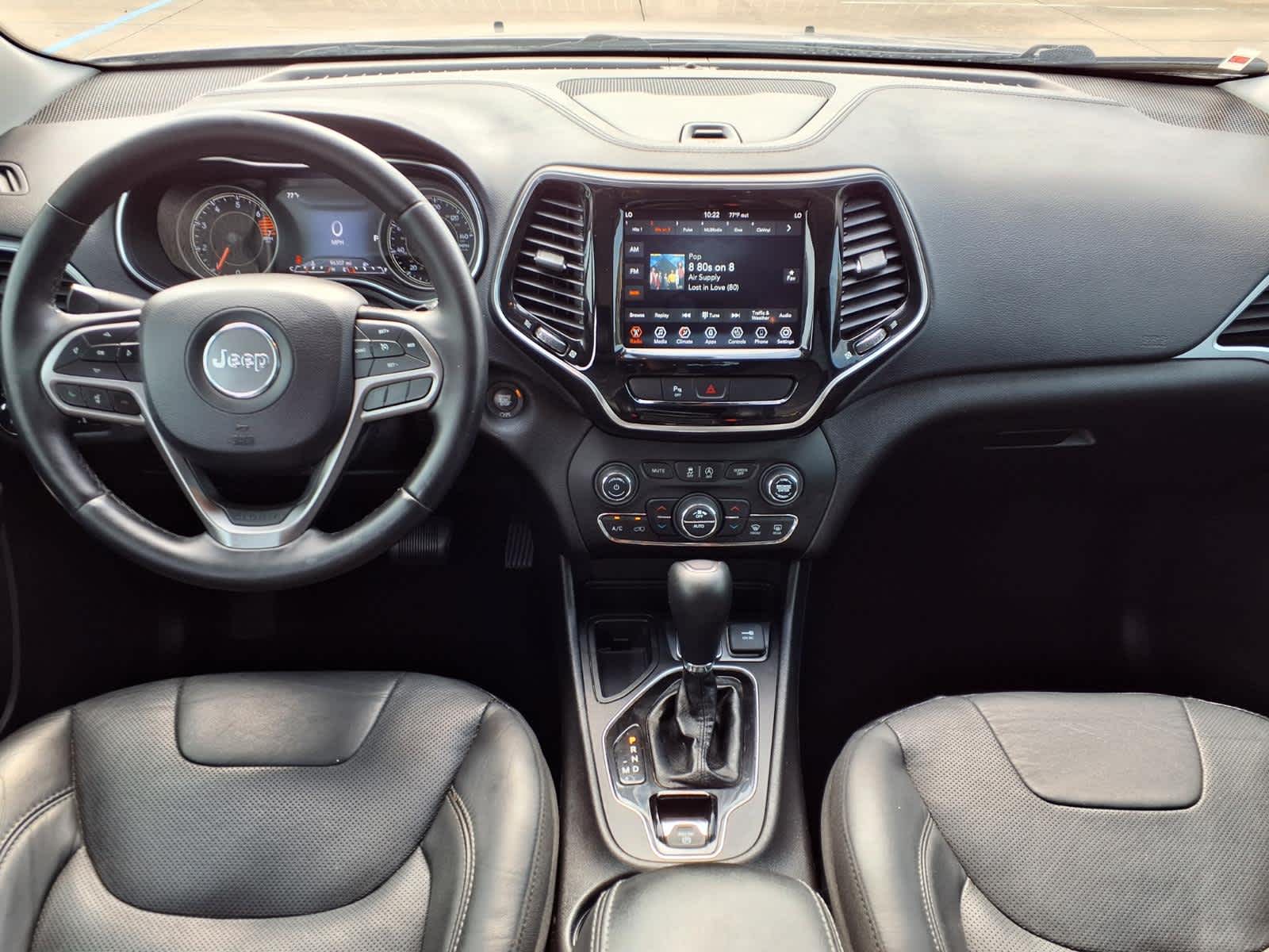 Thumbnail: 2019 Jeep Cherokee - 10